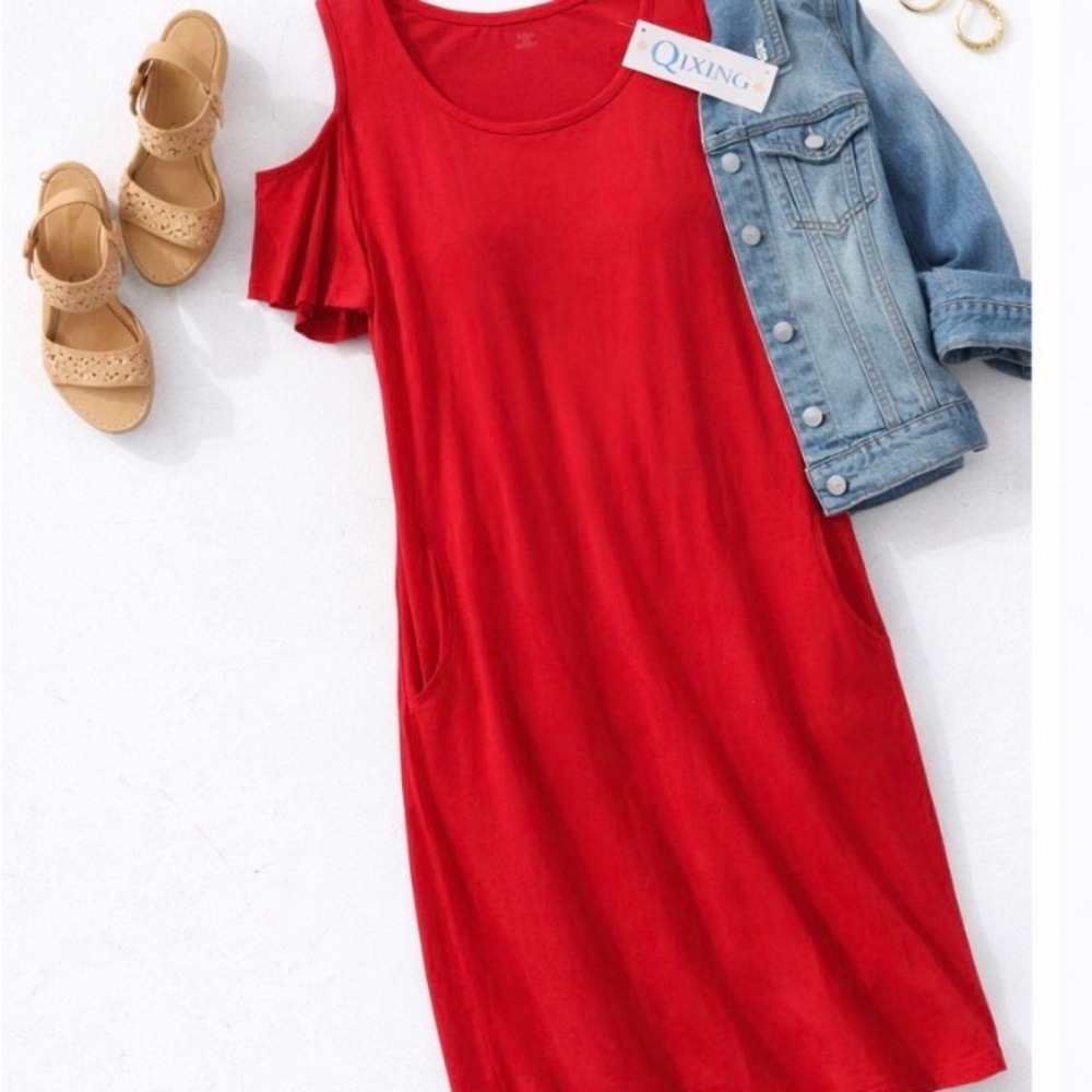 ❤️ Red Cold Shoulder Dress – Size Small (Qixing) – NEW WITH TAGS